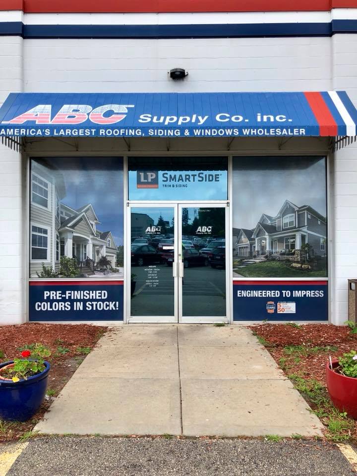 Graphics Banner on roofing wholesaler shop